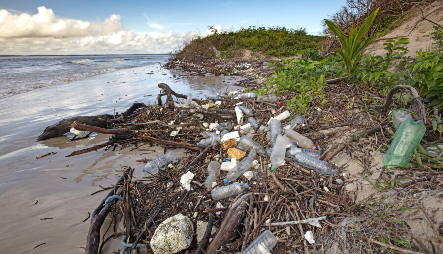 Solutions to plastic pollution with community-based behavior change